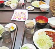 入校期間中にケーキセットが1回もらえます！他にもいろいろな特典が！？