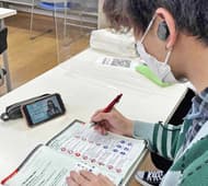 インターネットも使えるので、空き時間も充実！