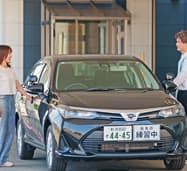 校舎に隣接した教習車乗り場。屋根付きなので、雨の日も安心。